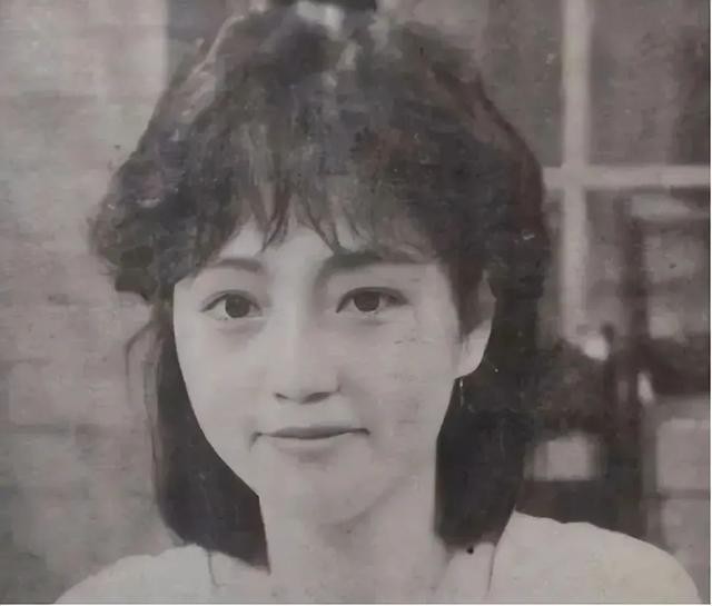 苑琼丹电视剧（苑琼丹三次向男友求婚被拒）