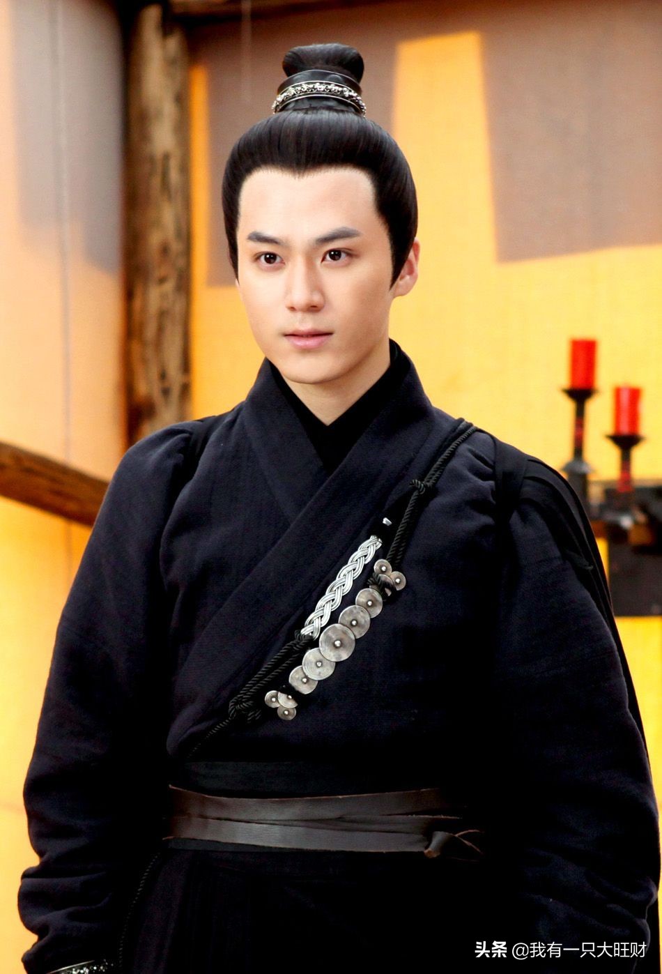 倾世皇妃讲述的什么内容（倾世皇妃剧情介绍大概）
