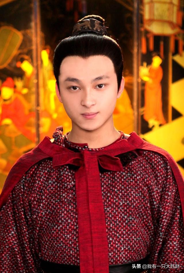 倾世皇妃讲述的什么内容（倾世皇妃剧情介绍大概）