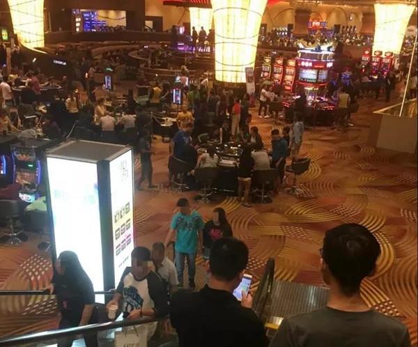 抱歉,性感荷官不是宅男想象的那样5