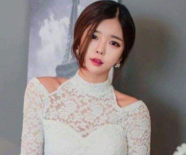 娱乐伊素婉在哪直播 王思聪花重金2000万把伊素婉挖到了熊猫直播  2