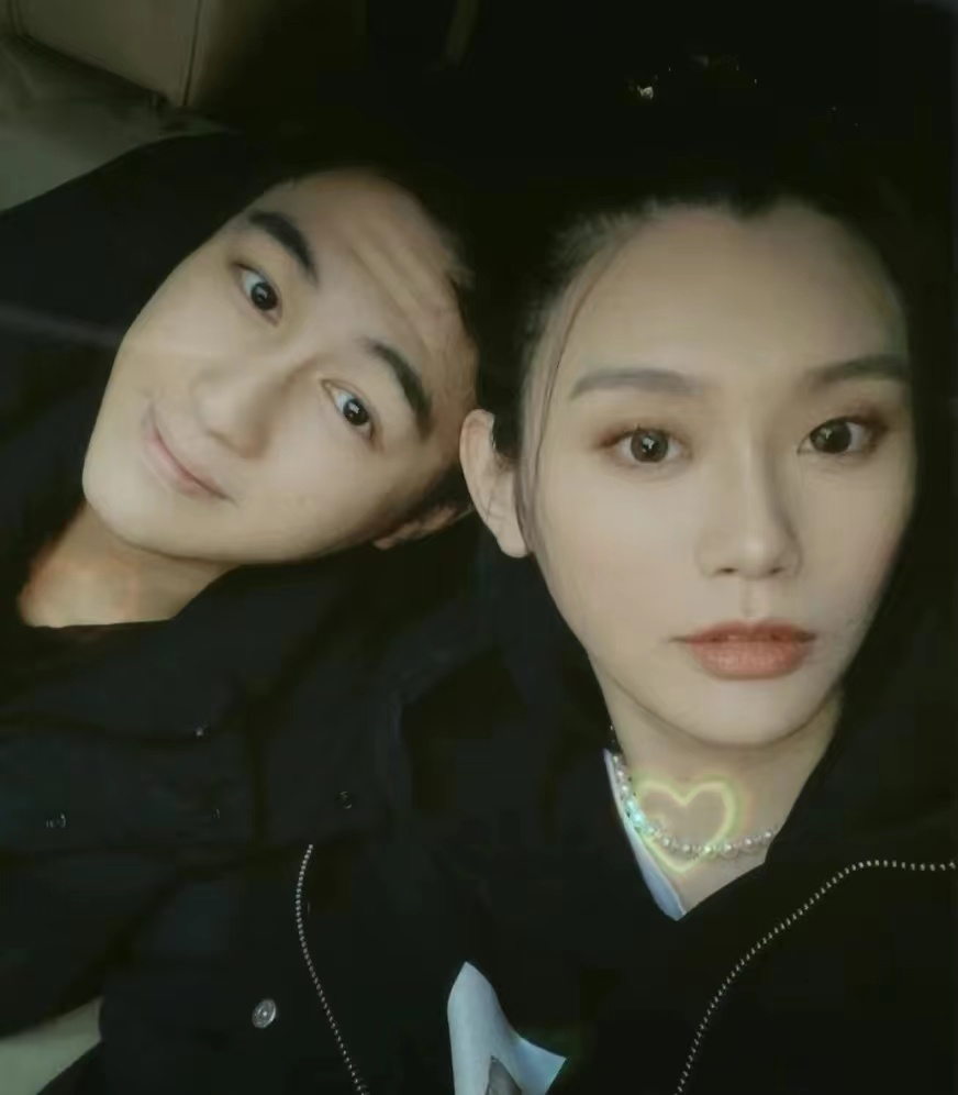 奚梦瑶疑似怀三胎（奚梦瑶现身医院做产检）