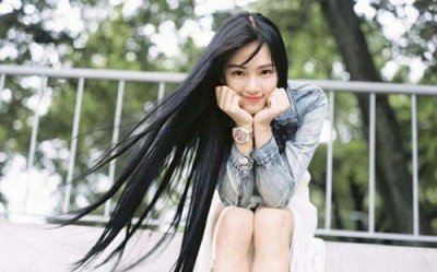 ​傲娇女生暗恋你的表现