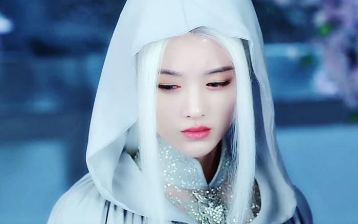 四千年美女鞠婧祎,她最满意的一组图片,最后一张婚纱照美翻
