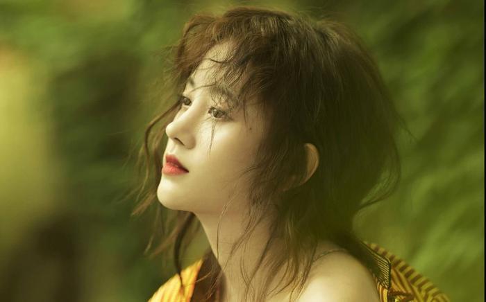 四千年美女鞠婧祎,她最满意的一组图片,最后一张婚纱照美翻
