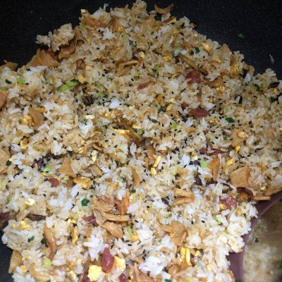 干虾仁怎么做好吃（迷倒全家的虾仁腊肠炒饭）