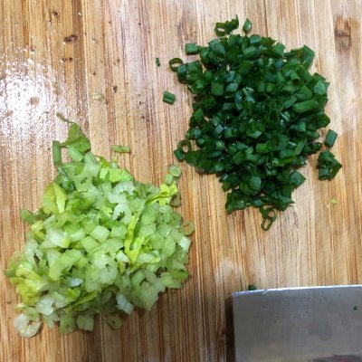 干虾仁怎么做好吃（迷倒全家的虾仁腊肠炒饭）