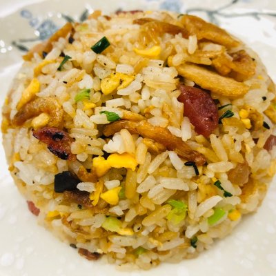 干虾仁怎么做好吃（迷倒全家的虾仁腊肠炒饭）