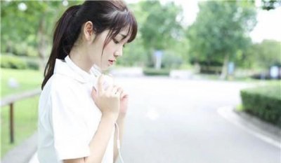 ​吵架和女朋友和好发什么