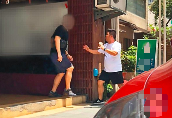 马国毕烧车事件 
