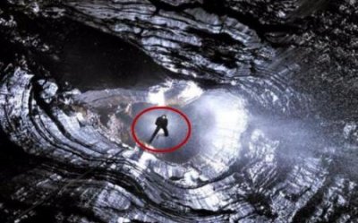 ​人类不敢公布的谜团： 大金湖水怪是什么动物？的真相：竟然能将渔网撕开一个大
