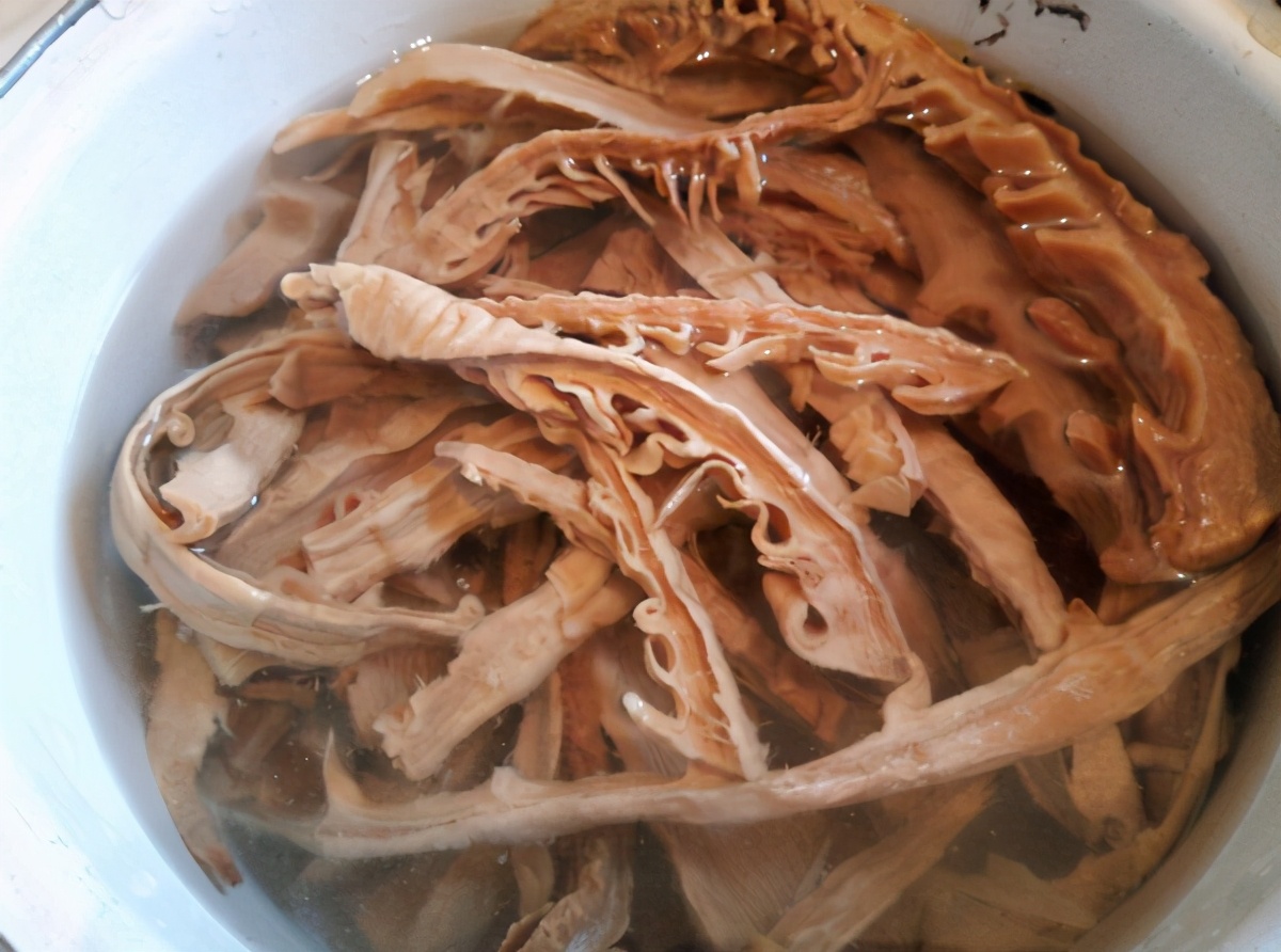 干笋子怎么泡发得最好（笋干正确泡发方法）
