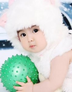 ​孙子周岁生日爷爷奶奶送什么礼物好(孙子一周岁生日爷爷奶奶送什么礼物)