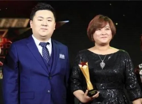 贾玲:最苦的时候被男友抛弃,从艺18年仅一段绯闻,39岁仍然单身