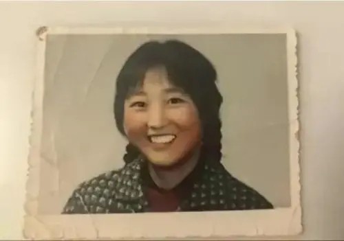 贾玲:最苦的时候被男友抛弃,从艺18年仅一段绯闻,39岁仍然单身