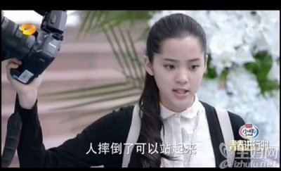 ​欧阳娜娜妈妈微博为女鸣不平 揭秘欧阳娜娜妈妈傅娟资料背景