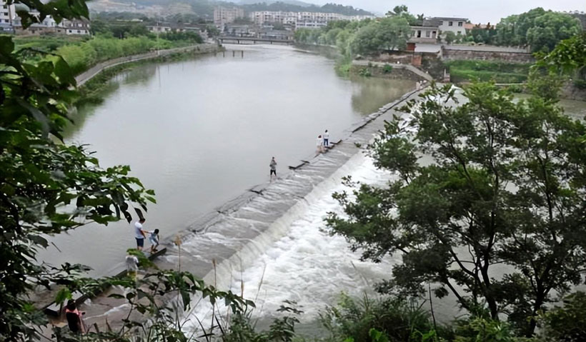 三峡的地位和作用（三峡在哪里哪个省的哪个市）(图1)