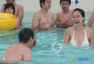 ​宋智孝袭胸事件内幕宋智孝胸部走光照片