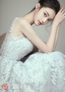 ​盛蕙子整容前后照片惊呆我们关晓彤室友盛蕙子写真照薄衫裙好美