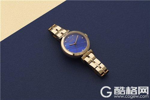 elle女士腕表钢带黑色（法式优雅的五种打开方式）(6)