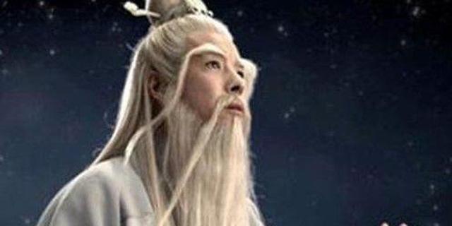 《天龙八部》无崖子为何只爱李秋水妹妹，她的名字早暗示了原因！