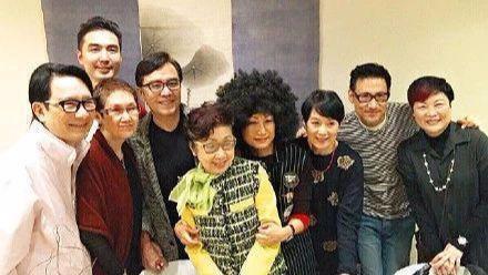 邓光荣老婆