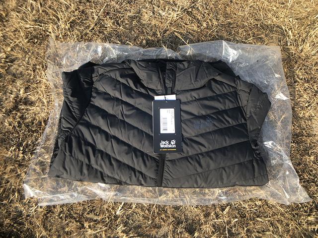 狼爪羽绒服哪个品牌好(冬季保暖大杀器)(4)