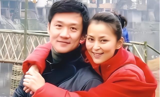 黄志忠的前妻是谁(黄志忠的前妻和现任) 黄志忠 前妻 第23张