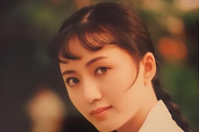 黄志忠的前妻是谁(黄志忠的前妻和现任) 黄志忠 前妻 第14张