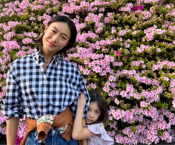 ​陈冠希老婆资料（陈冠希晒出妻子和女儿合影，老婆颜值是普通人，孩子越来越像