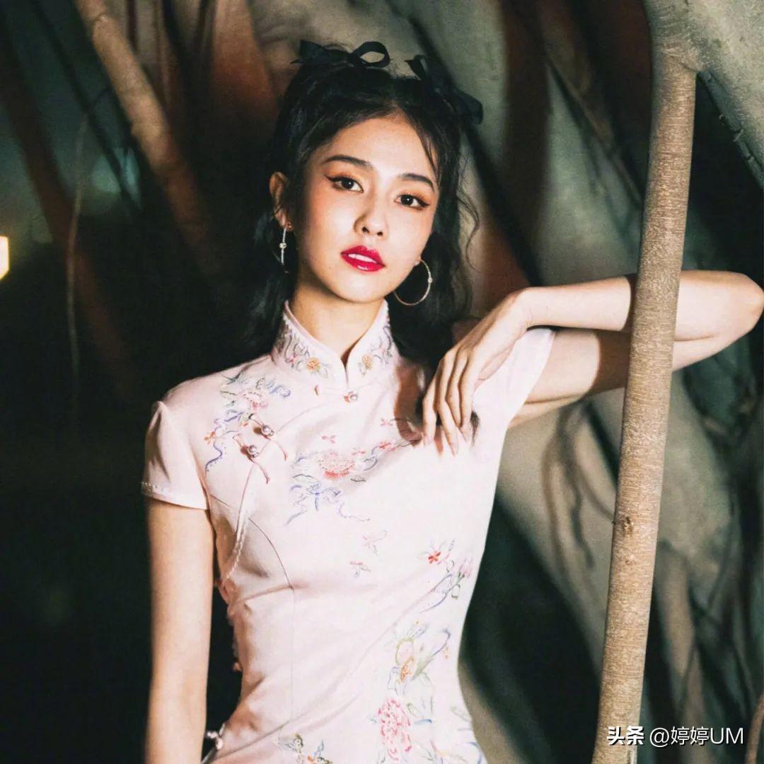 白鹿壁纸精选，性感迷人、活泼开朗，这么优秀的女孩子谁不喜欢呢