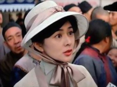​深藏在娱乐里的“隐形贵族”，个个都是绝色美女！