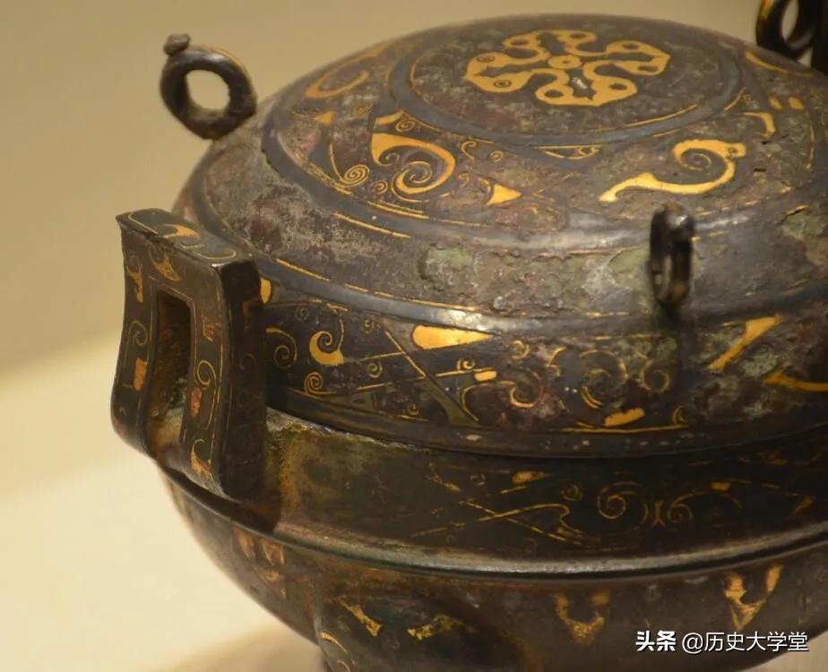 鼎在中国传统文化中的意义及发展历程（鼎的最初用途是什么）