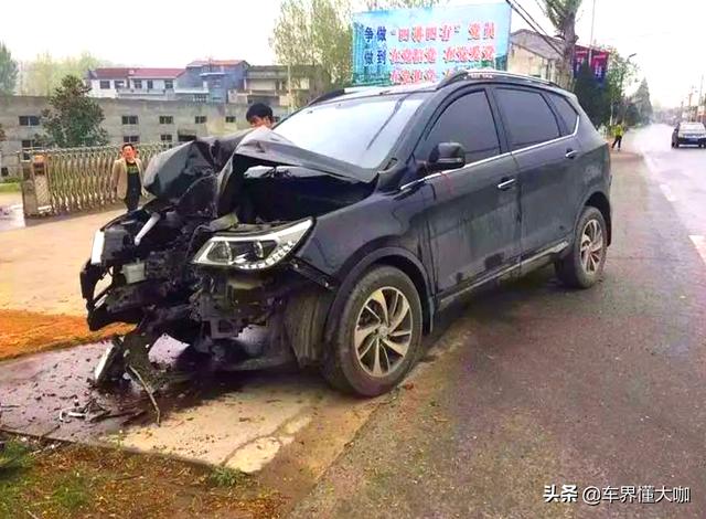 为什么特斯拉撞了会起火（特斯拉碰撞后起火）(4)
