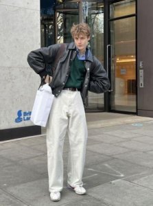 ​今年流行的男装款式，今年流行的男装颜色