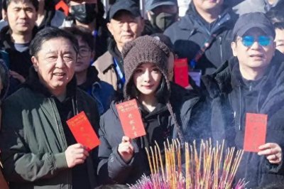 ​杨幂新电影官宣，再次征战大银幕，挑战自我