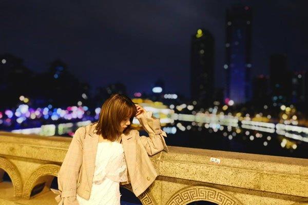 桥震门视频完整版事件 这样的女子再来一沓