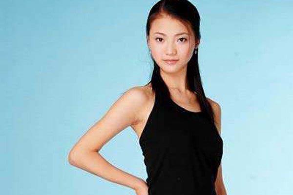 国模柳菁菁的资料 沟沟美女大胆萃艺术图片
