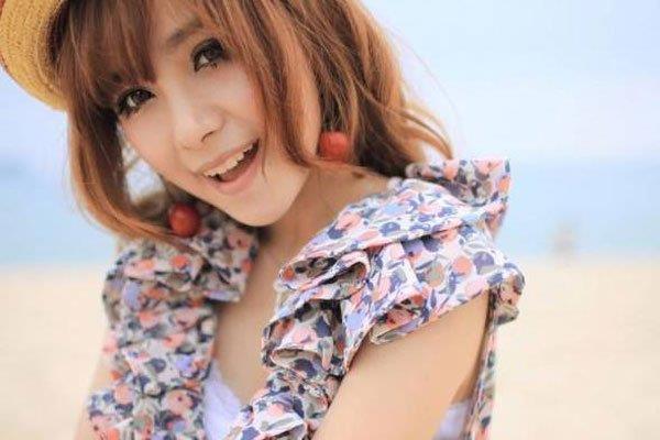 国模柳菁菁的资料 沟沟美女大胆萃艺术图片