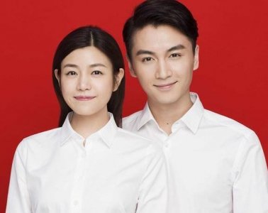 ​明星结婚证件照，邓超、陈小春谁的更出挑？
