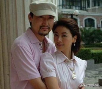 ​39岁“杜冰雁”小李琳，二婚嫁给演员经超，如今一家四口很幸福