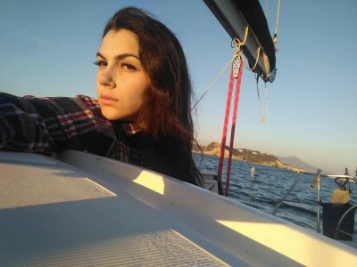 ​出道十年人气不减 依然是美艳美女的Valentina nappi