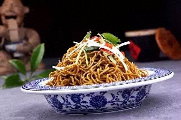 延安十大特色美食。延安不光美食好吃，还是红色革命圣地