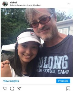 ​夏克立晒与女儿近照，11岁夏天身高超过爸爸肩膀，运动天赋惊人