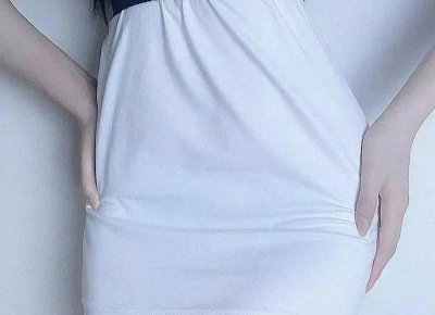 ​高街穿搭女，用最简单的搭配穿出高街style