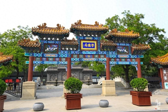 河北正定有一座“东方好莱坞”，是众多影视剧取景地，却是假古迹