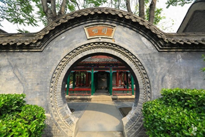 河北正定有一座“东方好莱坞”，是众多影视剧取景地，却是假古迹
