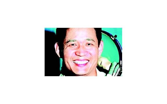 我孤身一人来，何其有幸，与你同归。(从此孤身一人)
